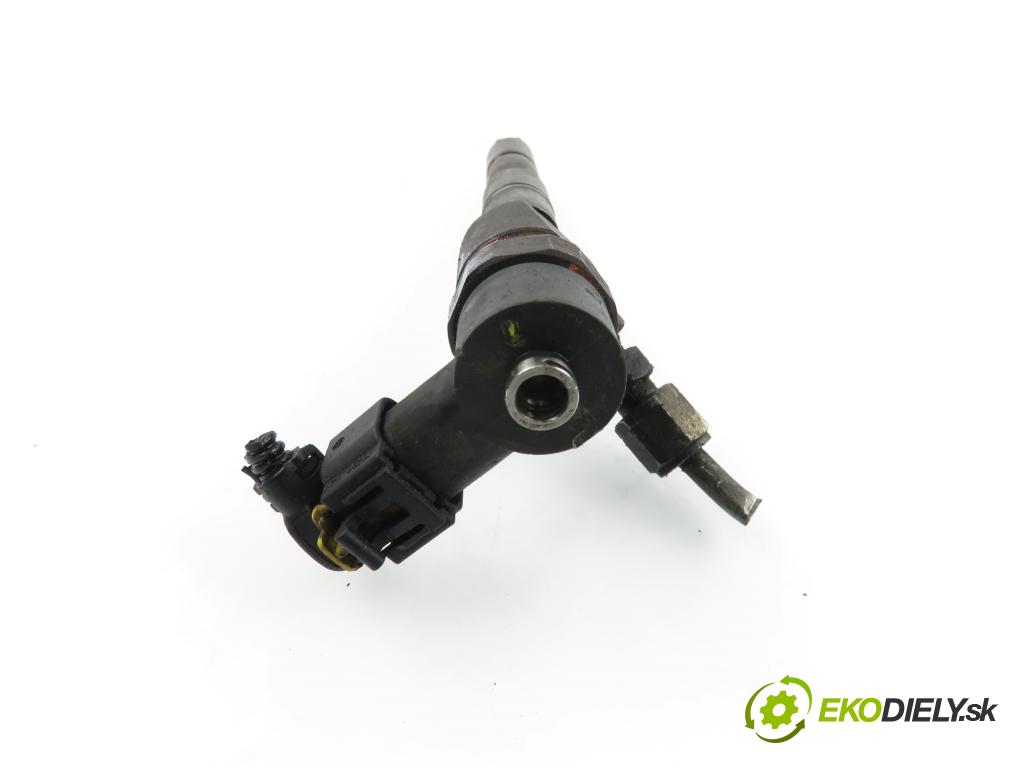 ALFA ROMEO 159 Sportwagon (939_) KOMBI 2006 100,00 1.9 JTDM 16V - 937 A8.000 1910,00 vstrekovač 0445110243 (Vstrekovač paliva)
