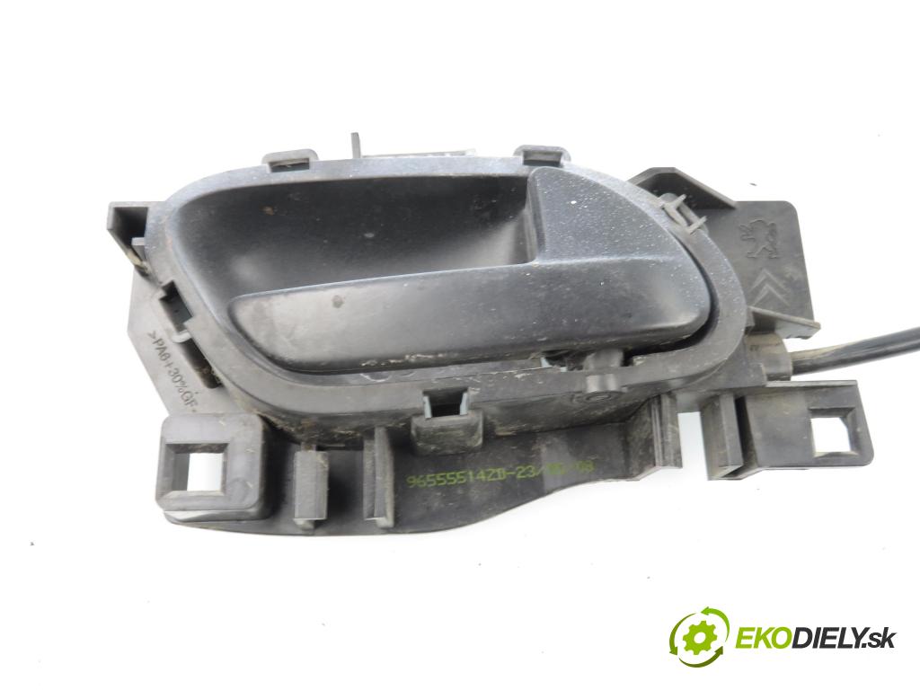 PEUGEOT EXPERT Skrzynia (VF3A_, VF3U_, VF3X_) FURGON 2008 66,00 1.6 HDi 90 16V - 9HU (DV6UTED4) 1560,00 zámok BRÁNKY 9681336180