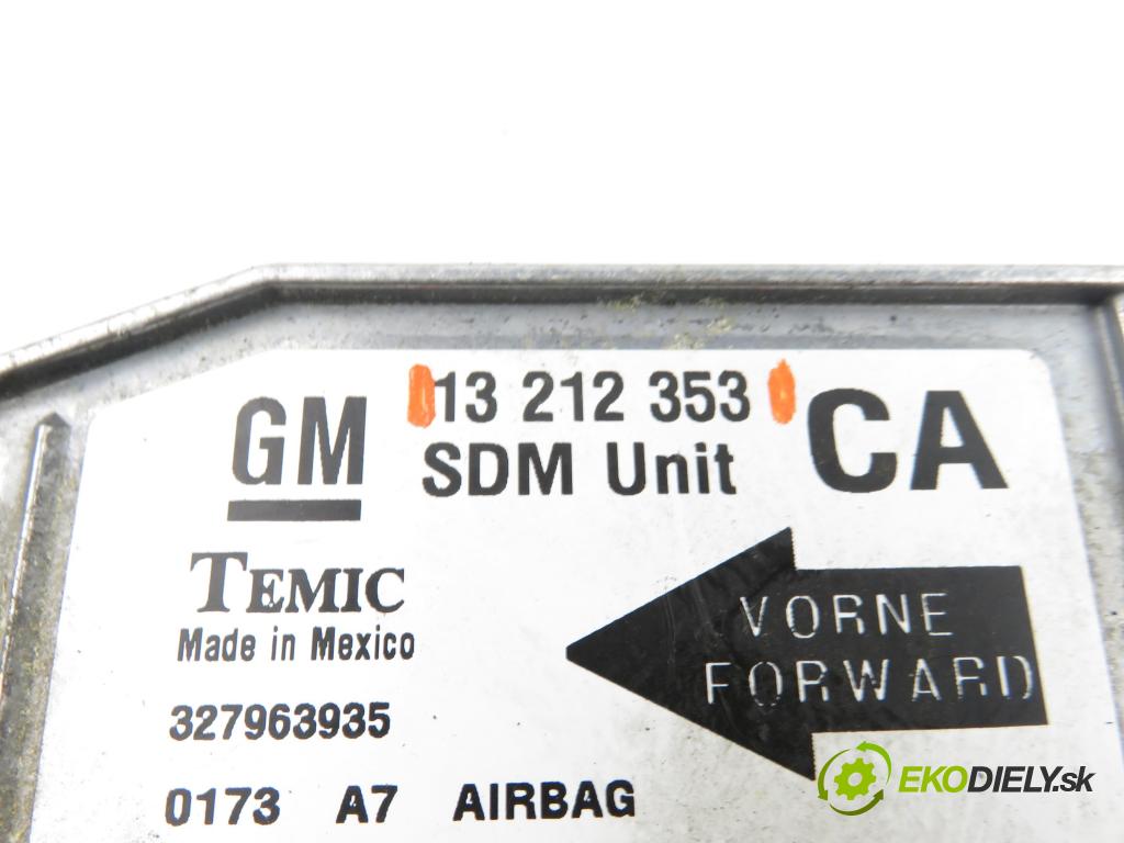 OPEL CORSA C (X01) HB 2004 74,00 1.7 CDTI - Z 17 DTH 1686,00 MODUL air BAG 13212353