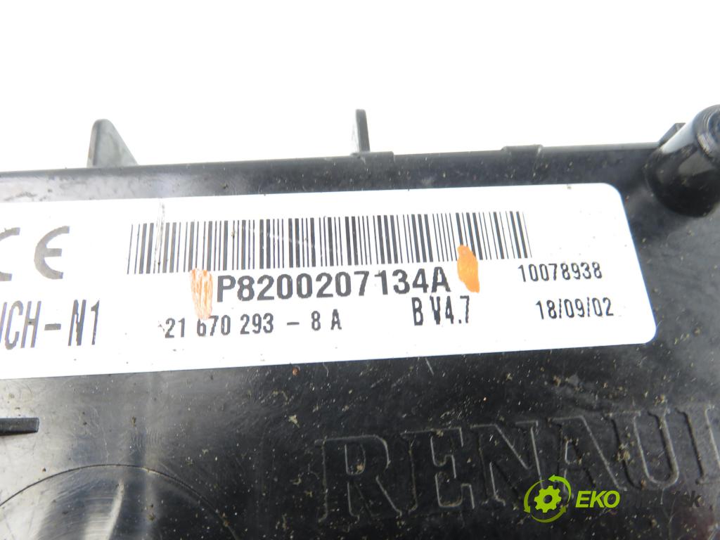 RENAULT CLIO II (BB_, CB_) HB 2000 43,00 1.2 (BB0A, BB0F, BB10, BB1K, BB28, BB2D, BB2H, CB0 1149,00 MODUL UCH-2 8200207134A ; P8200207134A