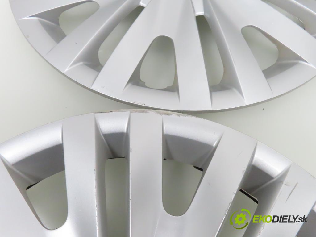 VW 0 puklica 5K0601147H