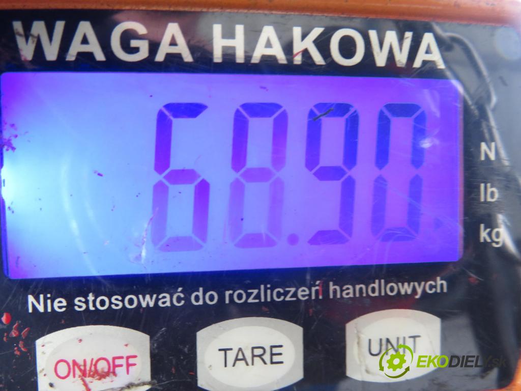 FORD C-MAX II (DXA/CB7, DXA/CEU) MINIVAN 2013 136,00 2.0 Energi 1999,00 ZADNÍ: