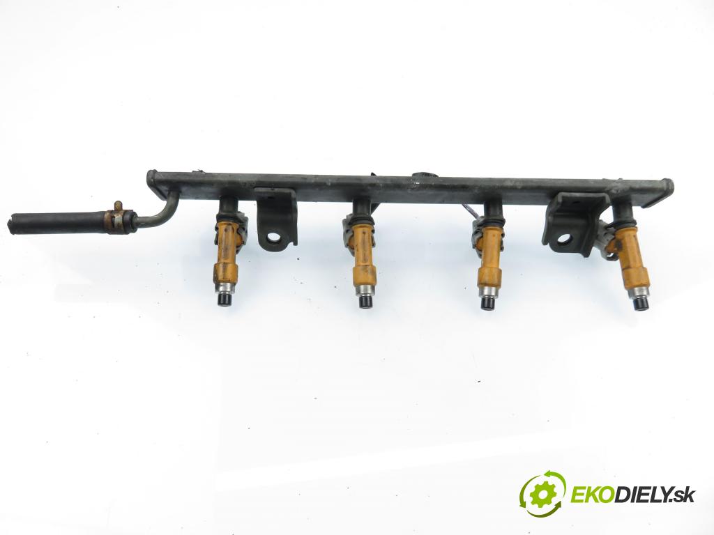 SUZUKI SWIFT III (MZ, EZ) HB 2005 68,00 1.3 4x4 (RS 413) - M13A 1328,00 Lišta vstrekovacia 2975000120 (Vstrekovacia lišta)