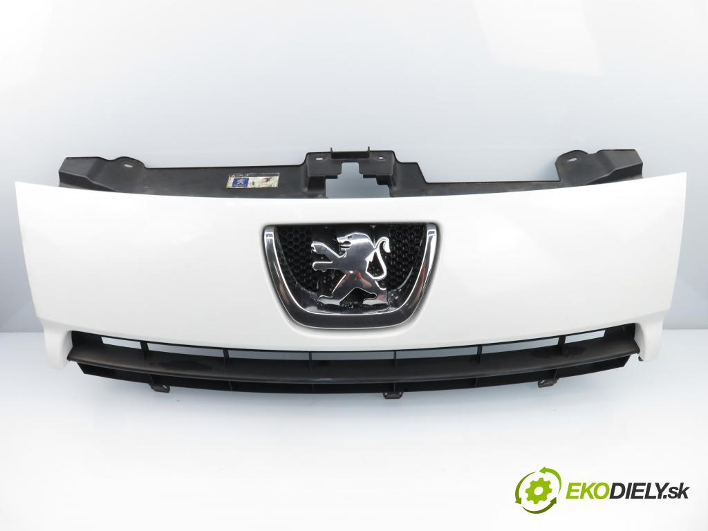 PEUGEOT EXPERT Skrzynia (VF3A_, VF3U_, VF3X_) FURGON 2008 66,00 1.6 HDi 90 16V - 9HU (DV6UTED4) 1560,00 mřížka / maska 1497647077 ; 1497644077
