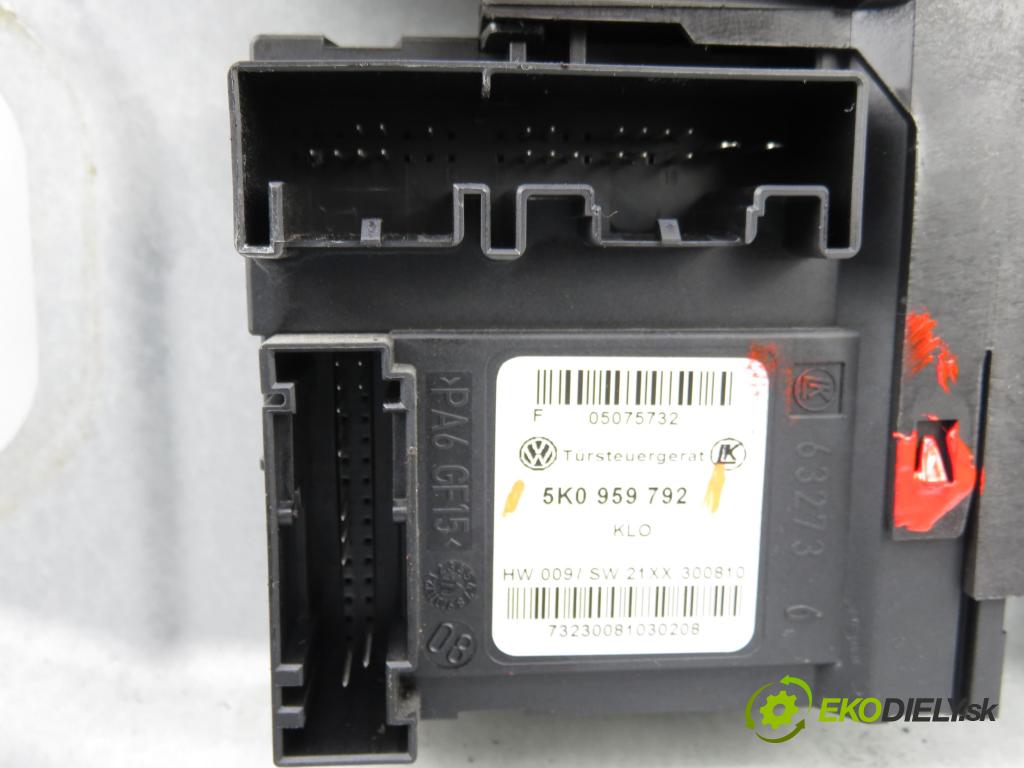 VW TOURAN (1T3) MINIVAN 2010 77,00 1.6 TDI - CAYC 1598,00 mechanismus oken PPE 1T0959702R ; 5K0959792 ; 1T1837730BC