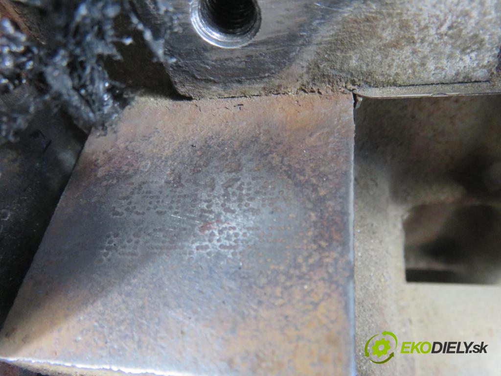 FIAT GRANDE PUNTO (199_) HB 2009 57,00 1.4 - 350 A1.000 1368,00 Motor benz. 350A1000