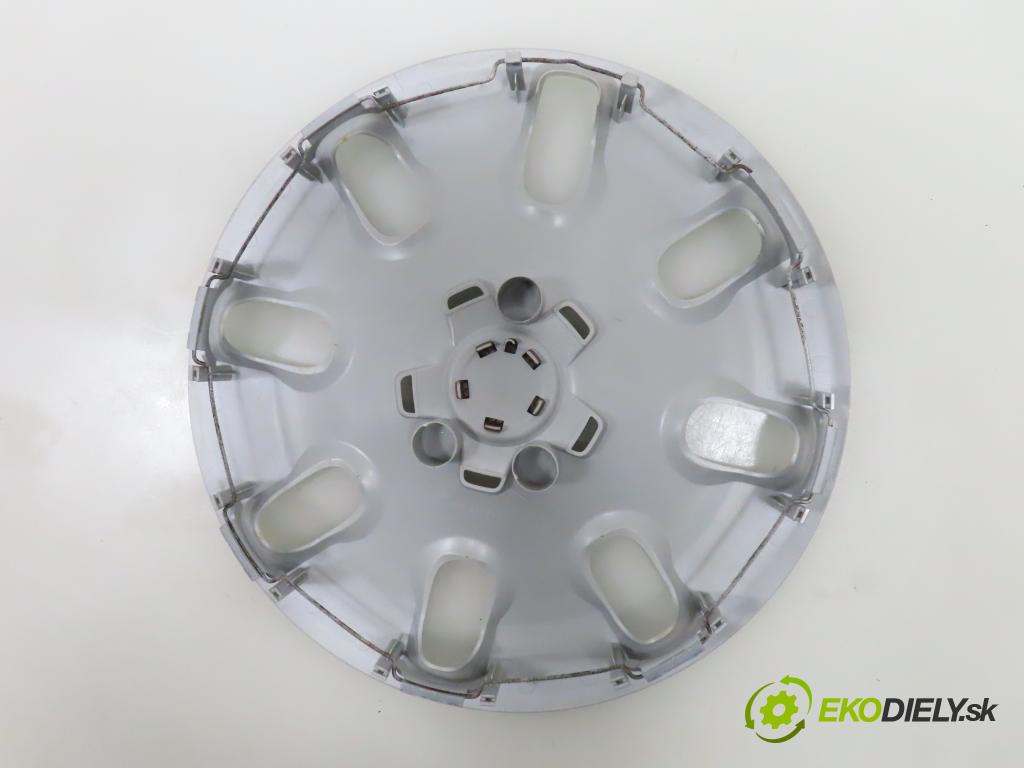AUDI 0 puklica 8X0601147