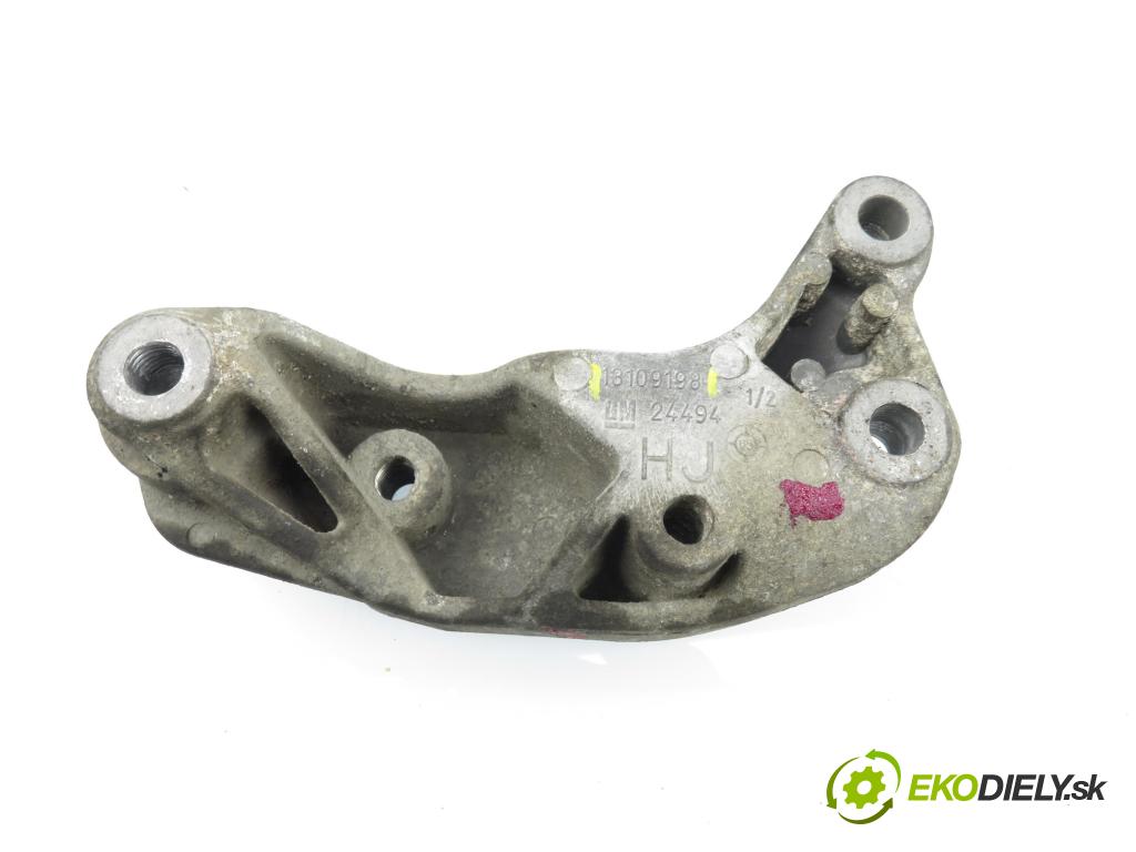 OPEL TIGRA (S93) HB 1997 66,00 1.4 16V - X 14 XE 1389,00 Uchytenie Motor 13109198