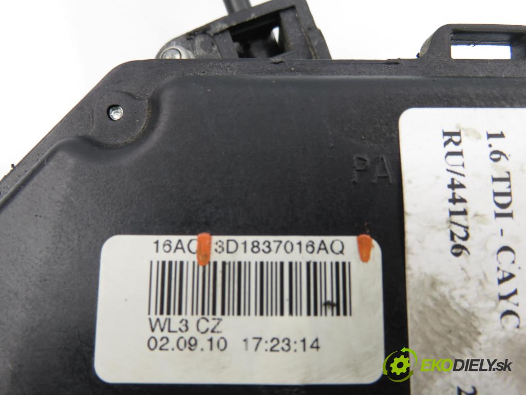 VW TOURAN (1T3) MINIVAN 2010 77,00 1.6 TDI - CAYC 1598,00 zámok 3D1837016AQ