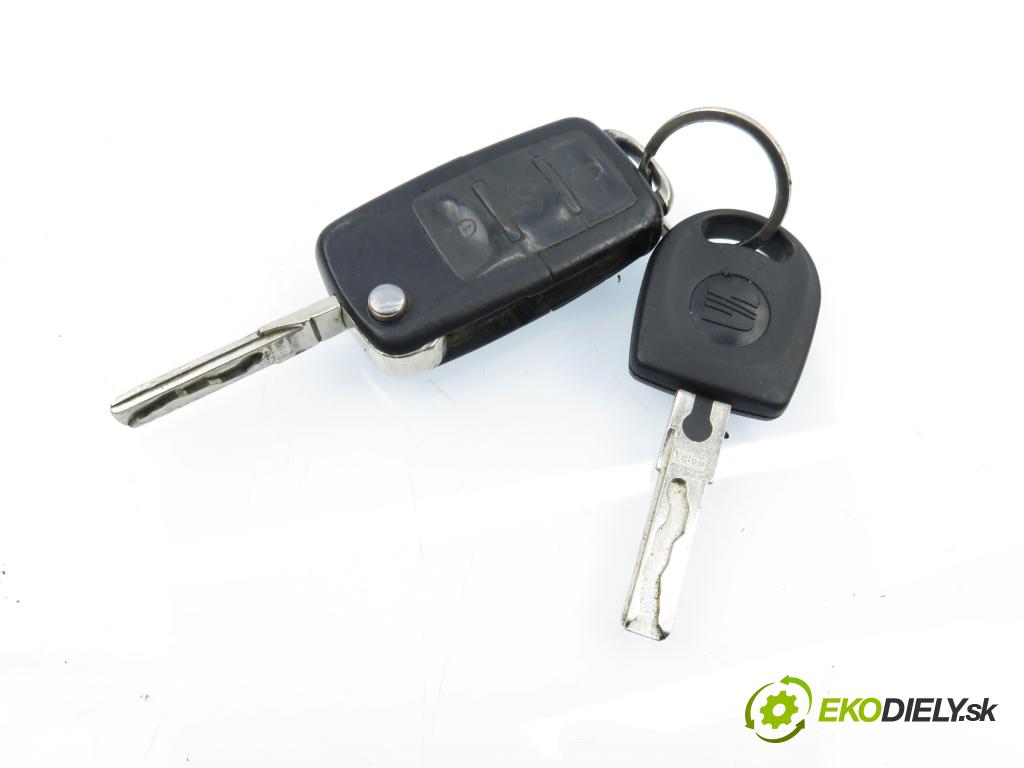 SEAT LEON (1P1) HB 2009 63,00 1.4 16V - BXW 1390,00 spínačka 1K0905851B (Spínací skříňka)