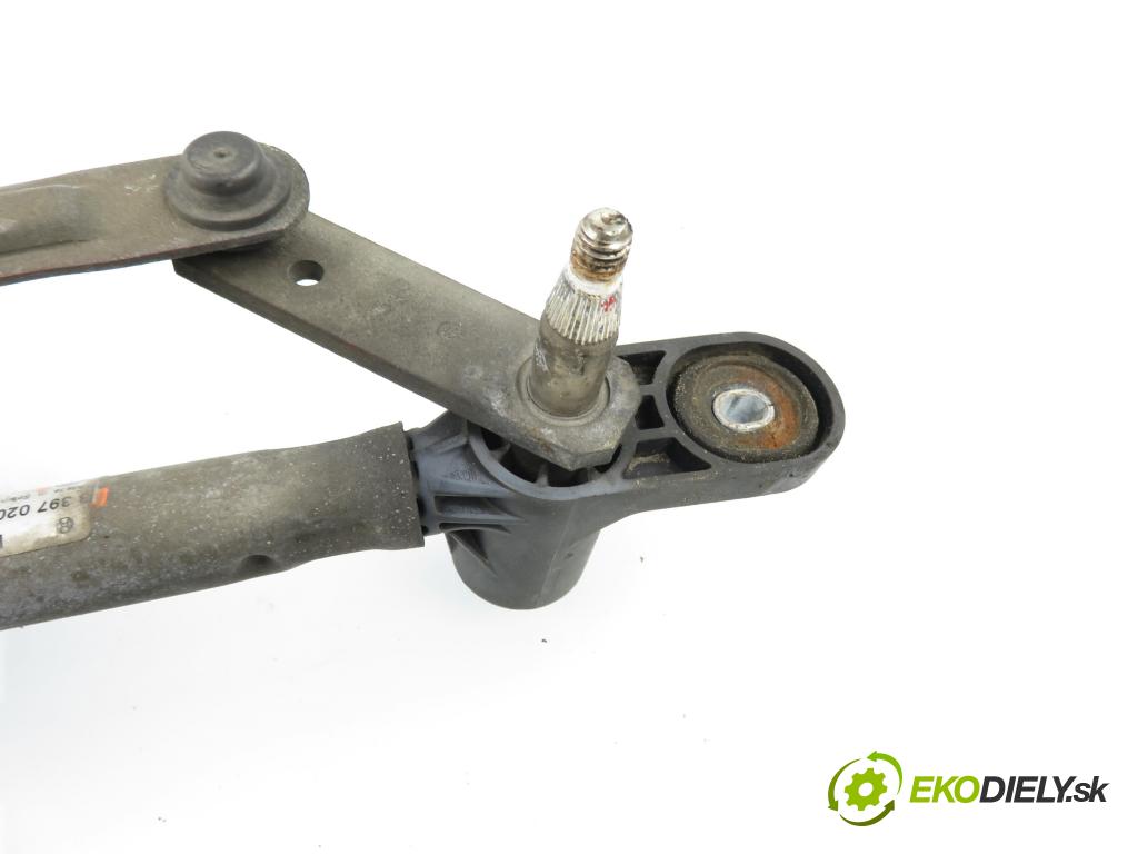 ALFA ROMEO 159 (939_) SEDAN 2006 85,00 1.9 JTDM 8V - 939 A7.000 1910,00 MECHANISMUS/ motorek stěračů 0390241915 ; 60694874 ; 3397020724