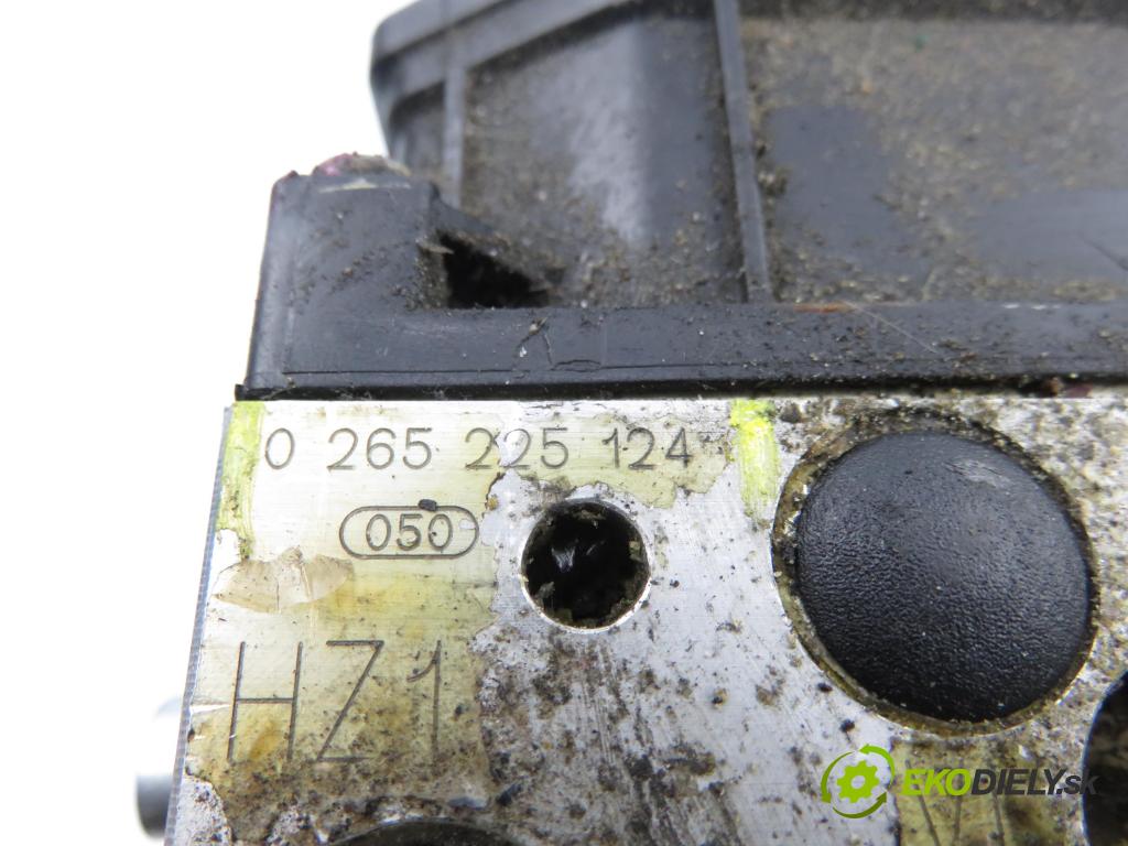 VW PASSAT B5.5 Variant (3B6) KOMBI 2002 96,00 1.9 TDI - AWX 1896,00 Pumpa ABS 0265950055 ; 4B0614517G ; 0265225124 (Pumpa ABS)