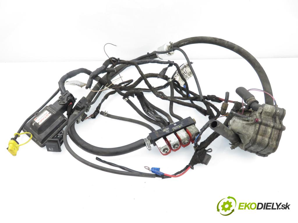 FORD FOCUS II Turnier (DA_, FFS, DS) KOMBI 2006 74,00 1.6 - SHDA 1596,00 LPG komplentny 67R017009 ; 67R010104
