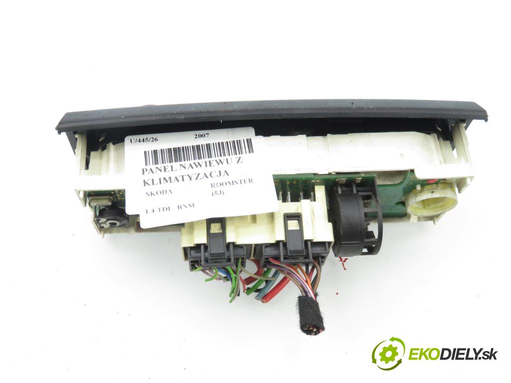 SKODA ROOMSTER (5J) KOMBIVAN 2006 51,00 1.4 TDI - BNM 1422,00 Panel kúrenia KLIMATIZACE: 5J0820045
