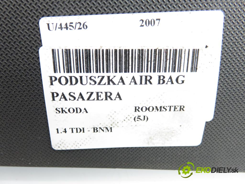 SKODA ROOMSTER (5J) KOMBIVAN 2006 51,00 1.4 TDI - BNM 1422,00 AirBag air BAG CESTUJÍCÍ: 5J1880202A ; 5J1880267