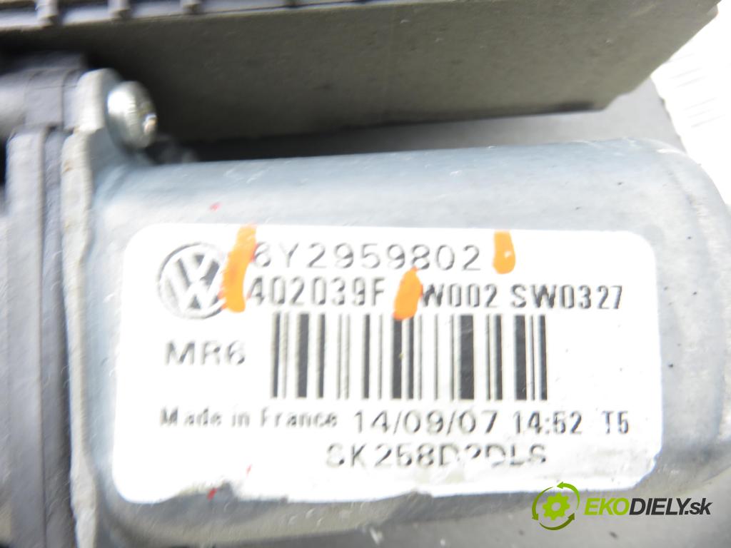 SKODA ROOMSTER (5J) KOMBIVAN 2006 51,00 1.4 TDI - BNM 1422,00 mechanismus oken 6Y2959802 ; 402039F ; 5J7837401A