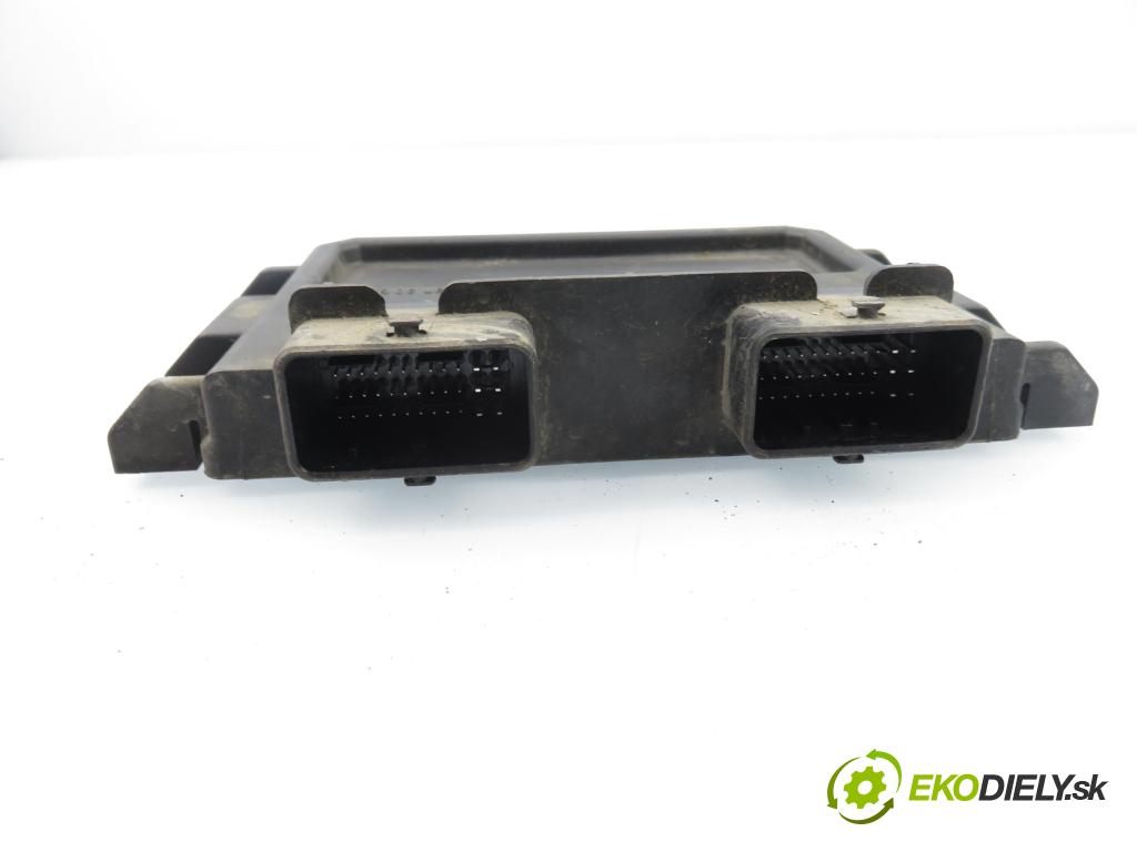 PEUGEOT PARTNER Combispace (5F) KOMBIVAN 2004 51,00 1.9 D - WJY (DW8B) 1868,00 Riadiaca jednotka Motor R04080036C ; 9650359580 ; 9655574380