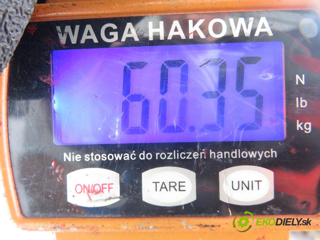 SUZUKI LJ 80 (OL) TERENOWY 1983 29,00 0.8 (LJ 80) - F8A 797,00 Most zadní část / diferenciál