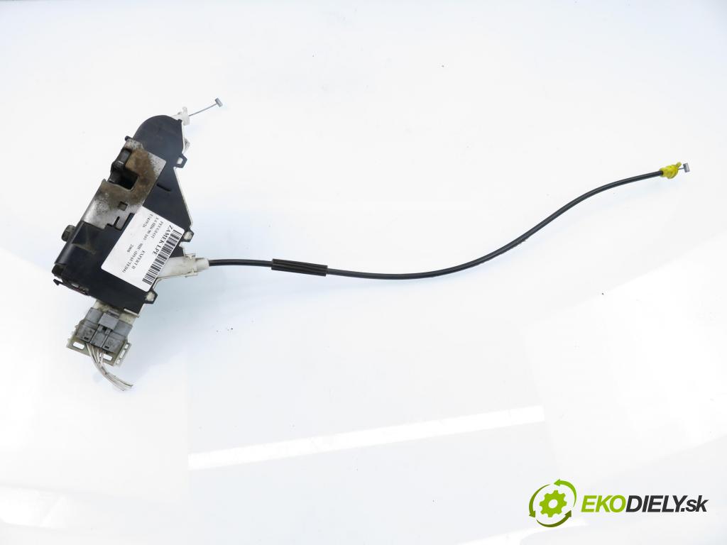 PEUGEOT EXPERT Skrzynia (VF3A_, VF3U_, VF3X_) FURGON 2008 66,00 1.6 HDi 90 16V - 9HU (DV6UTED4) 1560,00 zámok 9681335380