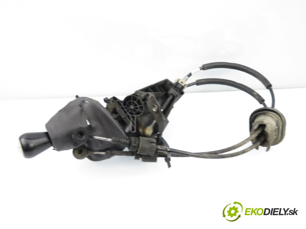 PEUGEOT EXPERT Skrzynia (VF3A_, VF3U_, VF3X_) FURGON 2008 66,00 1.6 HDi 90 16V - 9HU (DV6UTED4) 1560,00 ZVEDÁK: 1401174880B