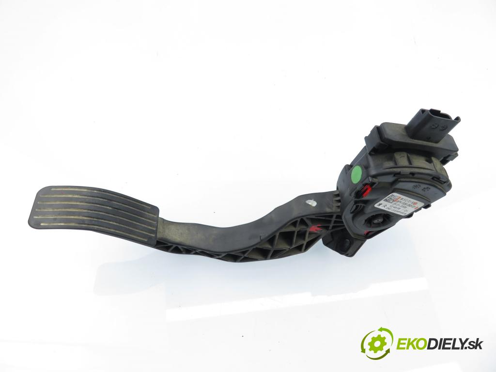 CITROEN C3 I (FC_) HB 2006 80,00 1.6 16V HDi 109 - 9HZ (DV6TED4) 1560,00 Potenciometer plynu 9651270180 ; 6PV00908301 (Potenciometer plynového pedálu)