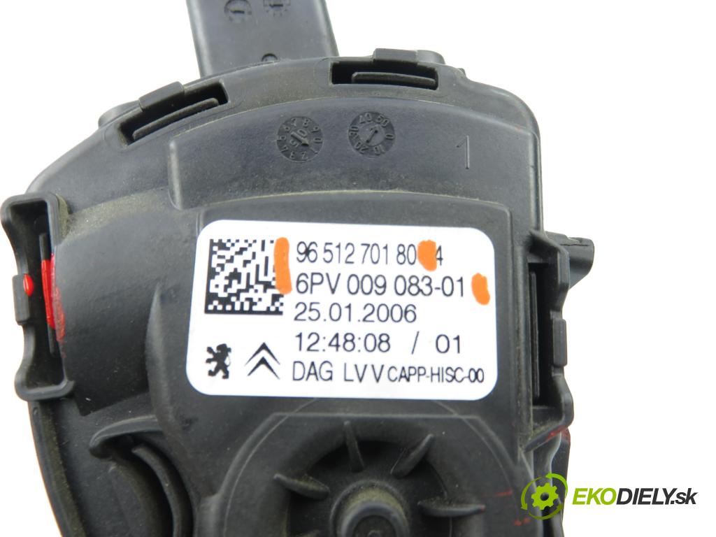 CITROEN C3 I (FC_) HB 2006 80,00 1.6 16V HDi 109 - 9HZ (DV6TED4) 1560,00 Potenciometer plynu 9651270180 ; 6PV00908301 (Potenciometer plynového pedálu)