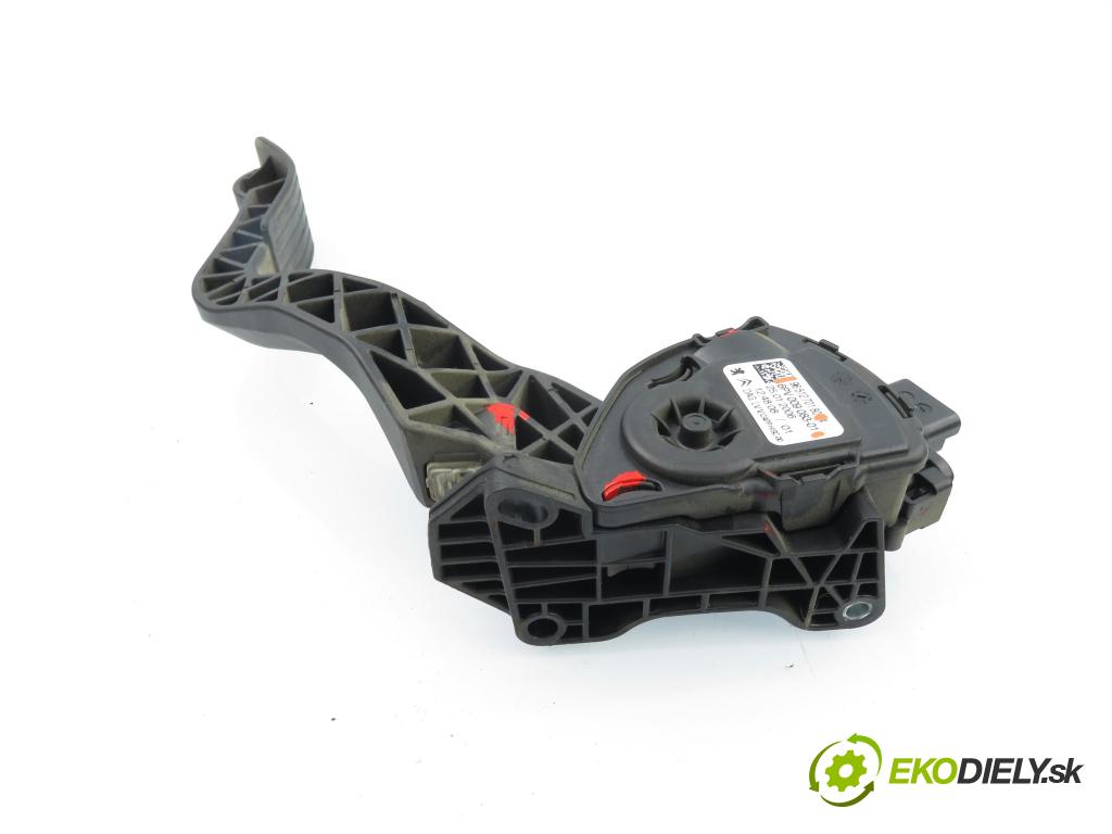 CITROEN C3 I (FC_) HB 2006 80,00 1.6 16V HDi 109 - 9HZ (DV6TED4) 1560,00 Potenciometer plynu 9651270180 ; 6PV00908301 (Potenciometer plynového pedálu)