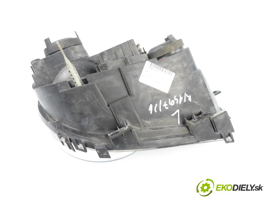 VW POLO (9N_) HB 2002 47,00 1.2 12V 64 - AZQ 1198,00 Svetlo LP 0301190201