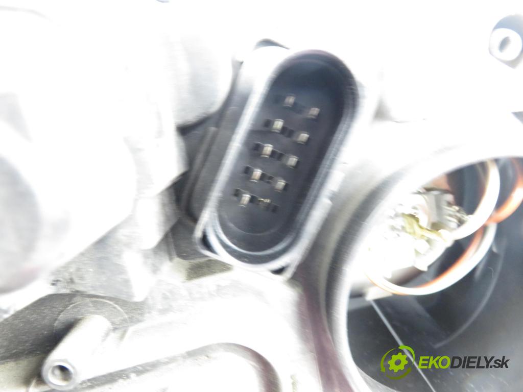 VW POLO (9N_) HB 2002 47,00 1.2 12V 64 - AZQ 1198,00 Svetlo LP 0301190201
