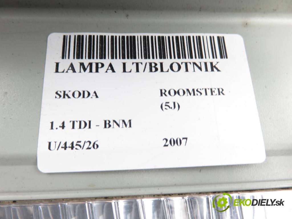 SKODA ROOMSTER (5J) KOMBIVAN 2006 51,00 1.4 TDI - BNM 1422,00 Svetlo ľavé zadné 5J7945095