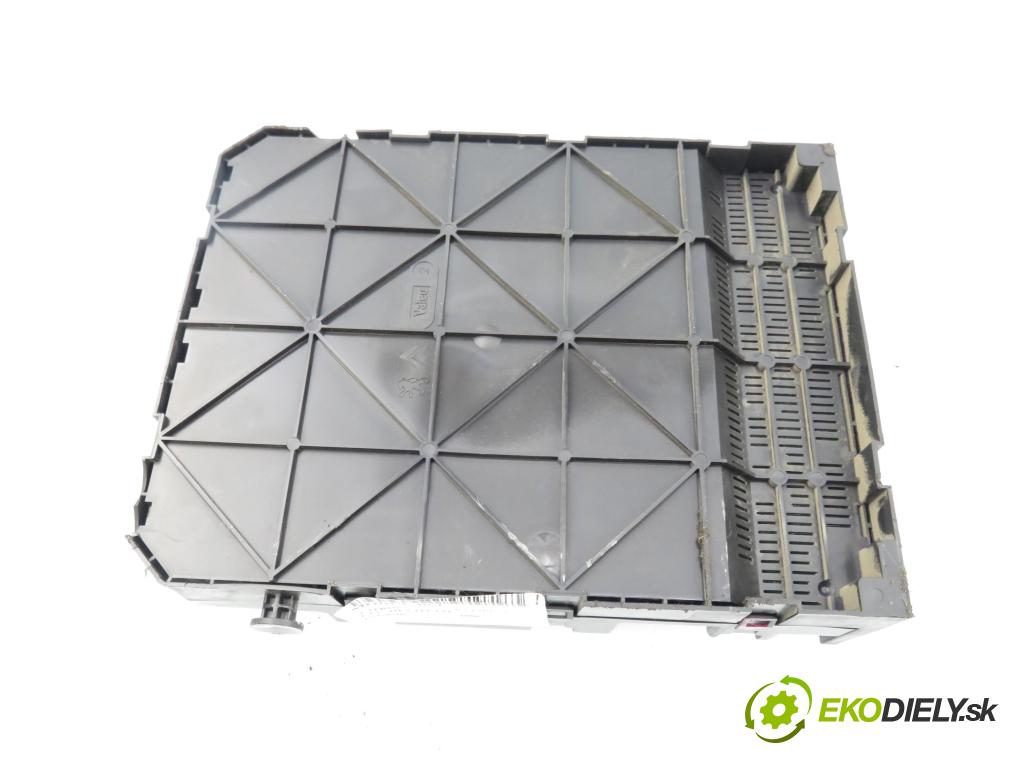 CITROEN C3 I (FC_) HB 2006 44,00 1.1 i - HFX (TU1A) 1124,00 MODUL BSI 9659285380