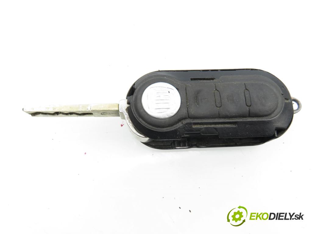 FIAT GRANDE PUNTO (199_) HB 2009 57,00 1.4 - 350 A1.000 1368,00 spinačka 51813197 ; 01098401 (Spínacia skrinka)