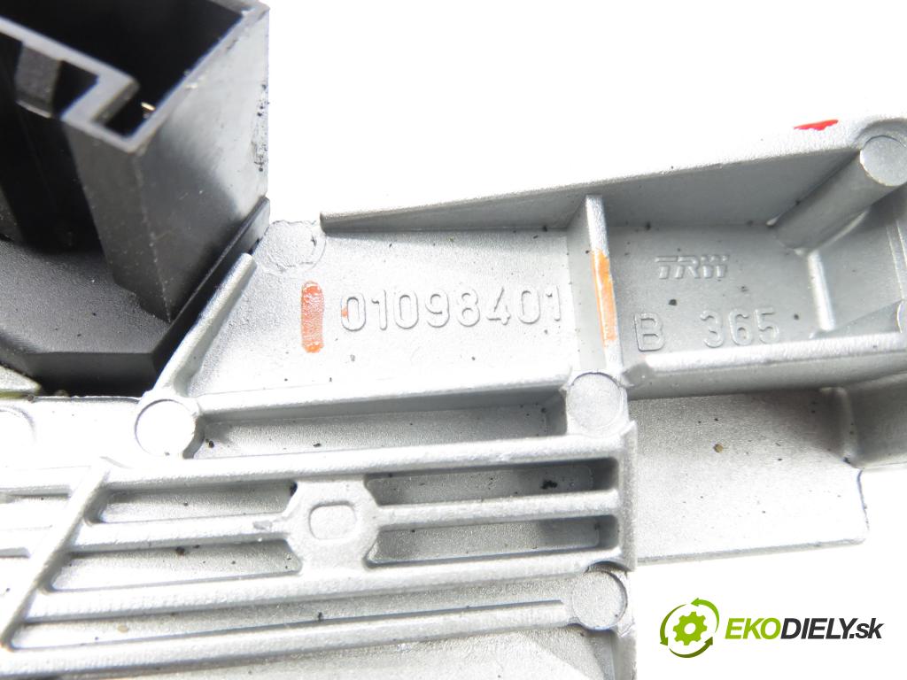 FIAT GRANDE PUNTO (199_) HB 2009 57,00 1.4 - 350 A1.000 1368,00 spinačka 51813197 ; 01098401 (Spínacia skrinka)