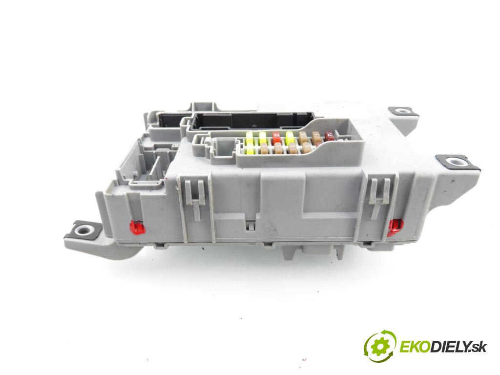 FIAT GRANDE PUNTO (199_) HB 2009 57,00 1.4 - 350 A1.000 1368,00 MODUL BSI 00518263170