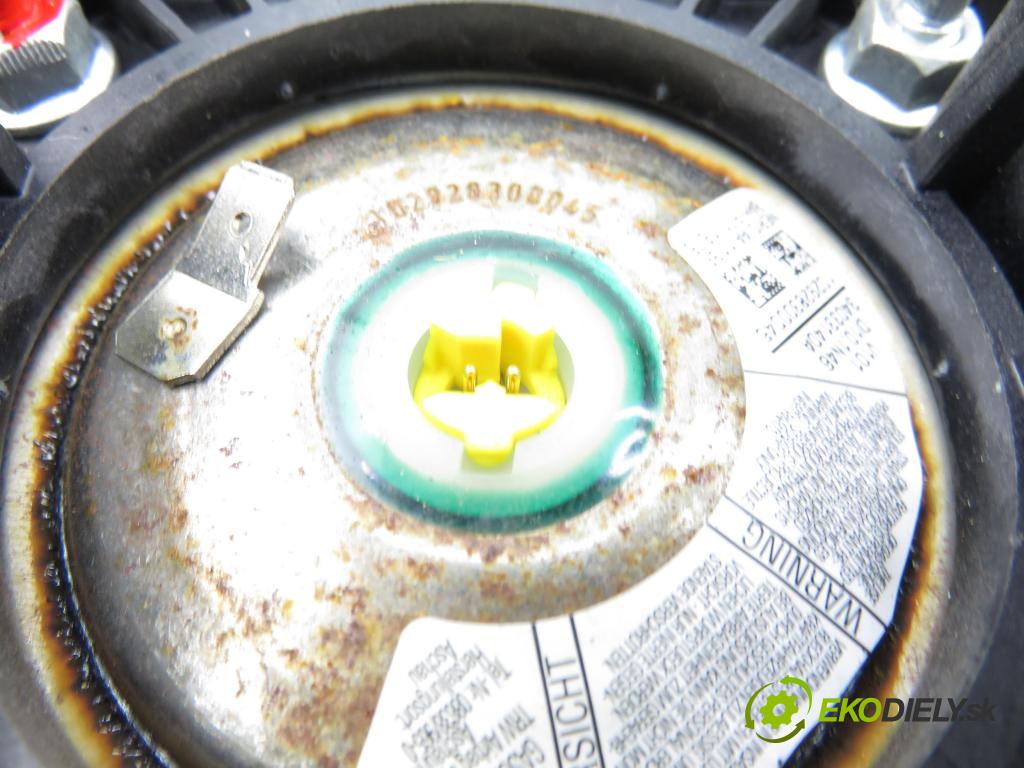 FORD FIESTA VI Van HB 2010 51,00 1.4 TDCi - KVJA 1399,00 AirBag air BAG volantu 62146212G