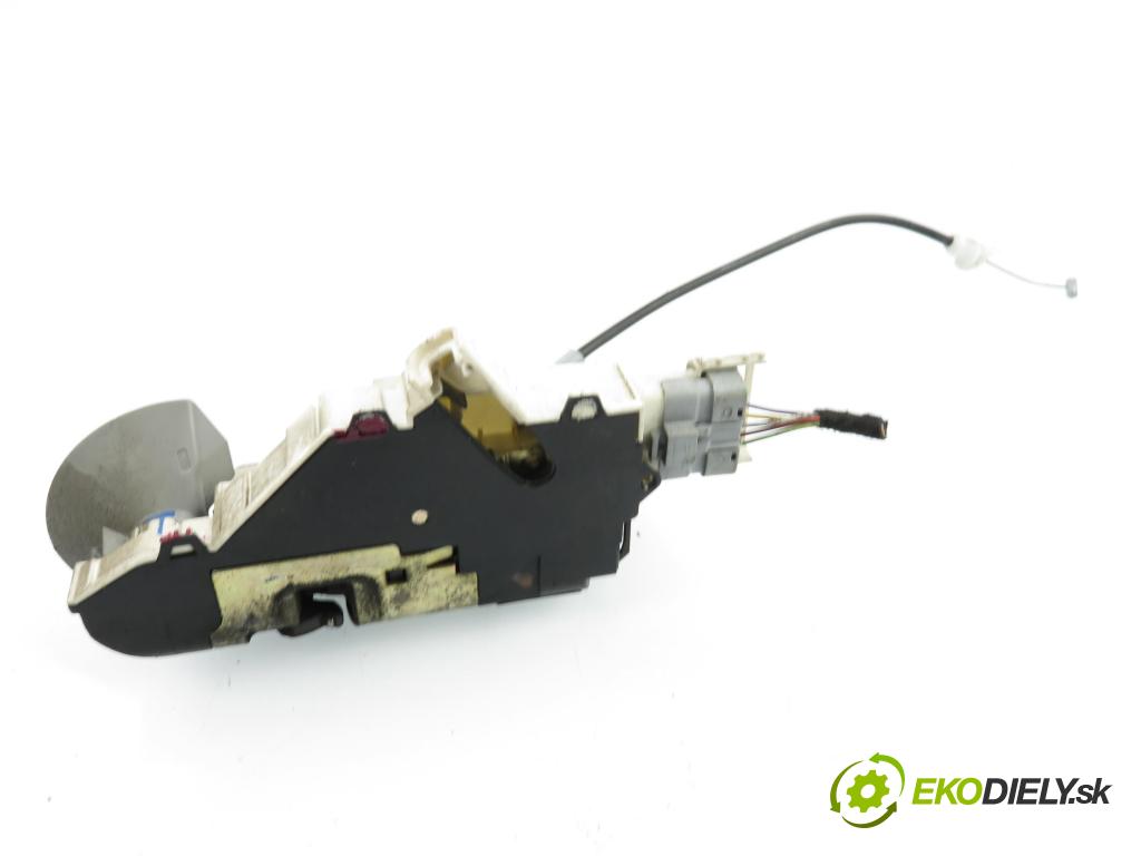 CITROEN C4 coupe (LA_) HB 2006 66,00 1.6 HDi - 9HX (DV6ATED4) 1560,00 zámok 9660700780 ; 9660700780F