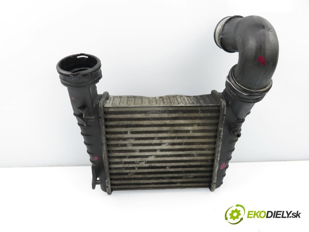 VW PASSAT B5.5 Variant (3B6) KOMBI 2002 96,00 1.9 TDI - AWX 1896,00 chladič intercooler 3B0145805D
