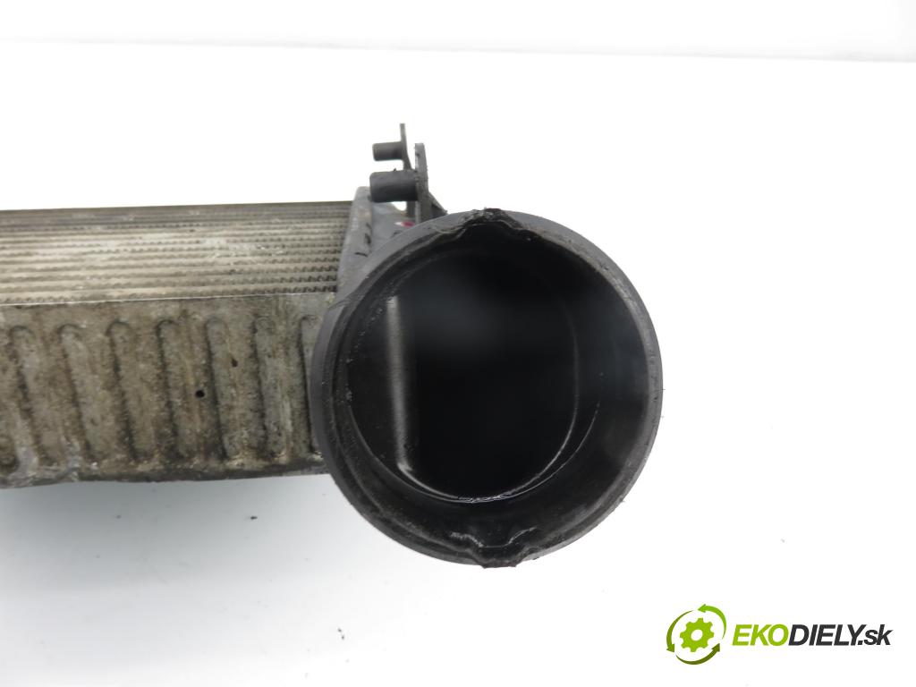VW PASSAT B5.5 Variant (3B6) KOMBI 2002 96,00 1.9 TDI - AWX 1896,00 chladič intercooler 3B0145805D