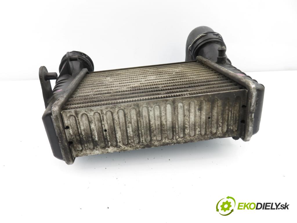 VW PASSAT B5.5 Variant (3B6) KOMBI 2002 96,00 1.9 TDI - AWX 1896,00 chladič intercooler 3B0145805D