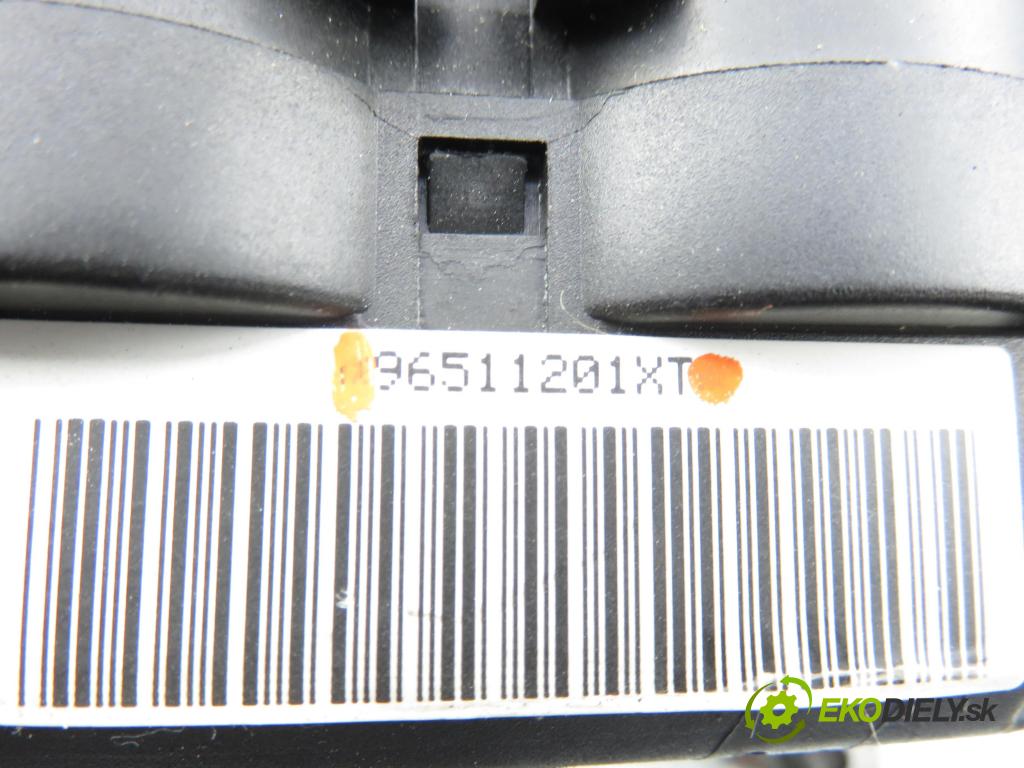 PEUGEOT 307 SW (3H) KOMBI 2003 81,00 1.6 16V - NFU (TU5JP4) 1587,00 PAKA/ŘAZENÍ/SADA: 96511201XT