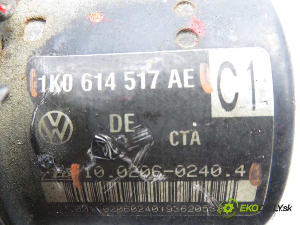 VW GOLF V (1K1) HB 2006 55,00 1.4 16V - BCA 1390,00 Pumpa ABS 10096003593 ; 1K0907379AC ; 1K0614517AE (Pumpa ABS)