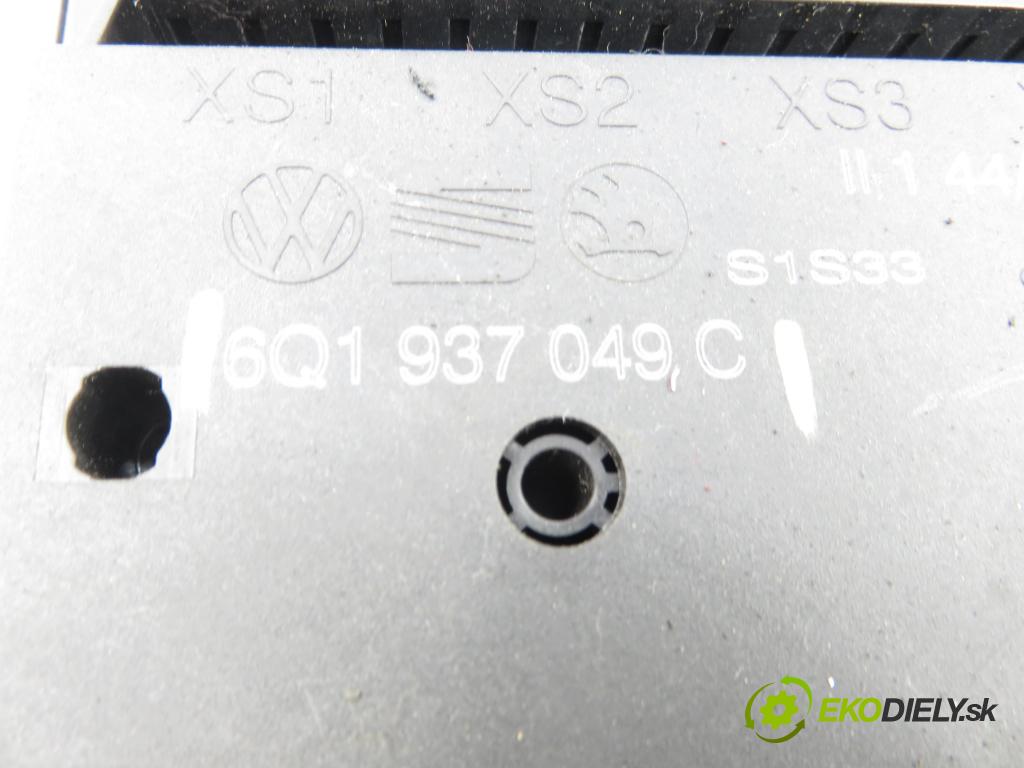 VW POLO (9N_) HB 2004 40,00 1.2 - AWY 1198,00 MODUL komfortu 5WK48212C ; 6Q1937049C