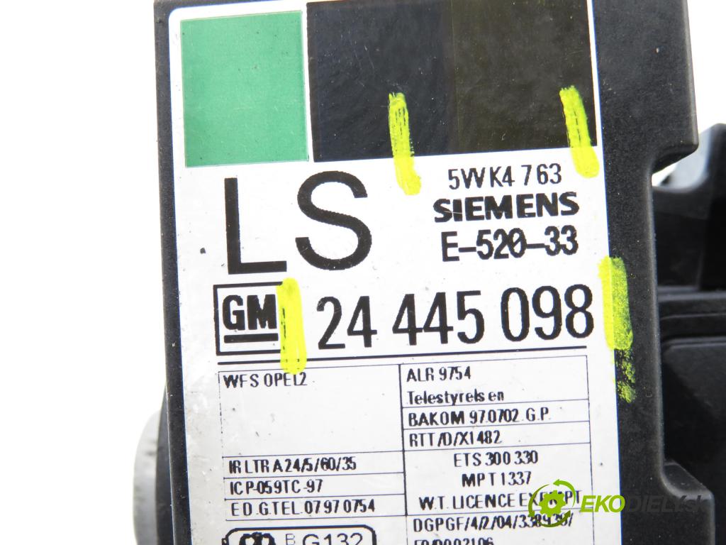OPEL CORSA C (X01) HB 2001 66,00 1.4 - Z 14 XE 1389,00 spinačka 90589313 ; 90589389 ; 24445098 (Spínacia skrinka)