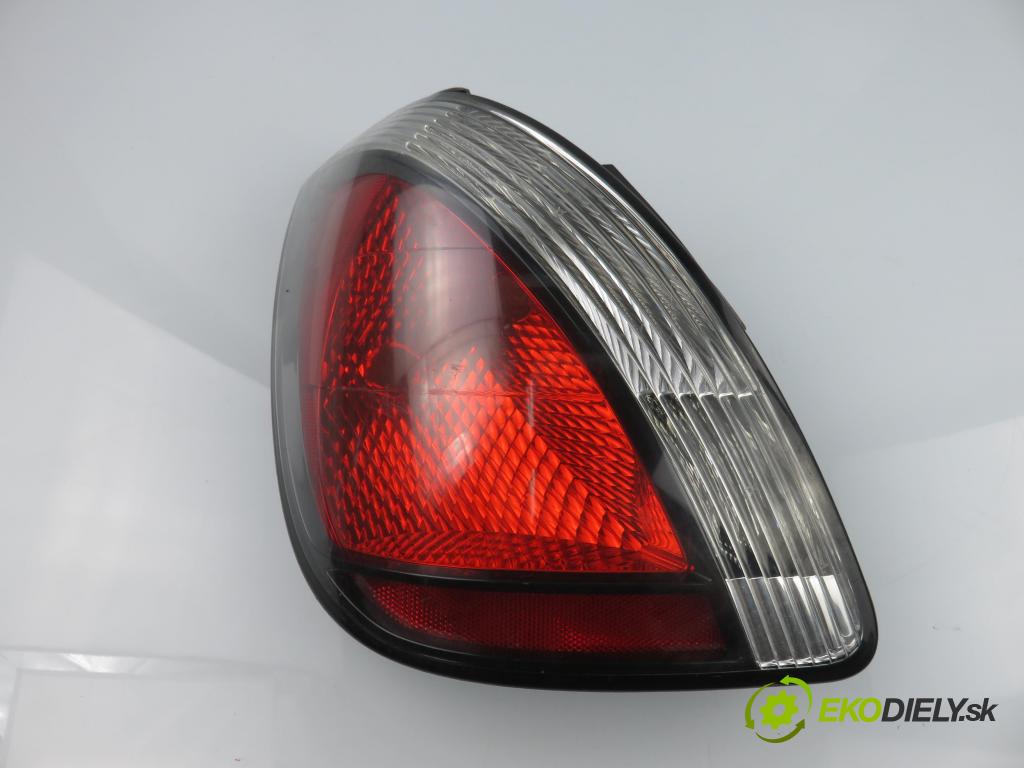 KIA RIO II (JB) HB 2008 81,00 1.5 CRDi - D4FA 1493,00 světlo levé zadní 924011G2L