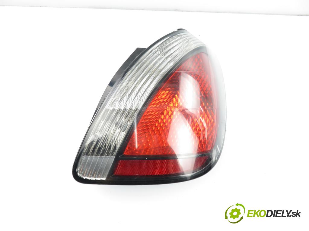 KIA RIO II (JB) HB 2008 81,00 1.5 CRDi - D4FA 1493,00 světlo pravé zadní 924021G2R