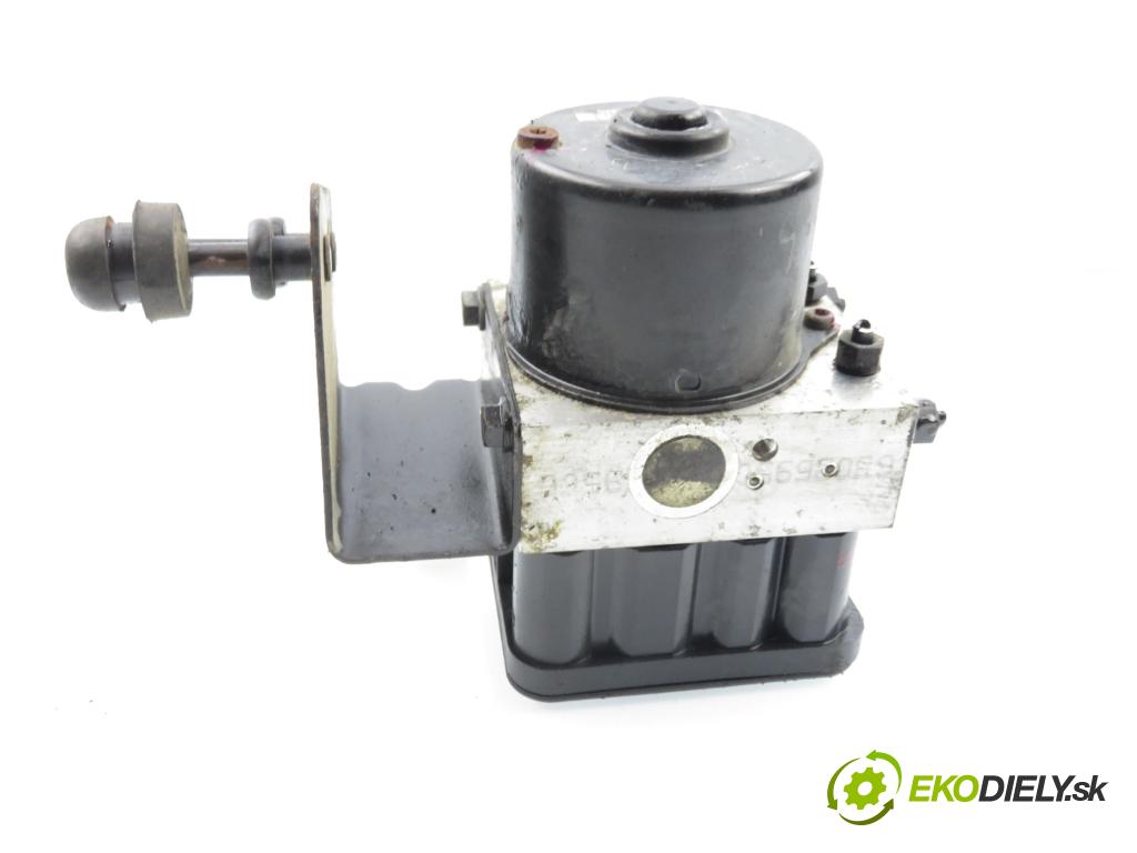 VW POLO (9N_) HB 2004 40,00 1.2 6V 54 - AWY 1198,00 Pumpa ABS 6Q0907379L ; 10096003323 ; 6Q0614117H (Pumpa ABS)