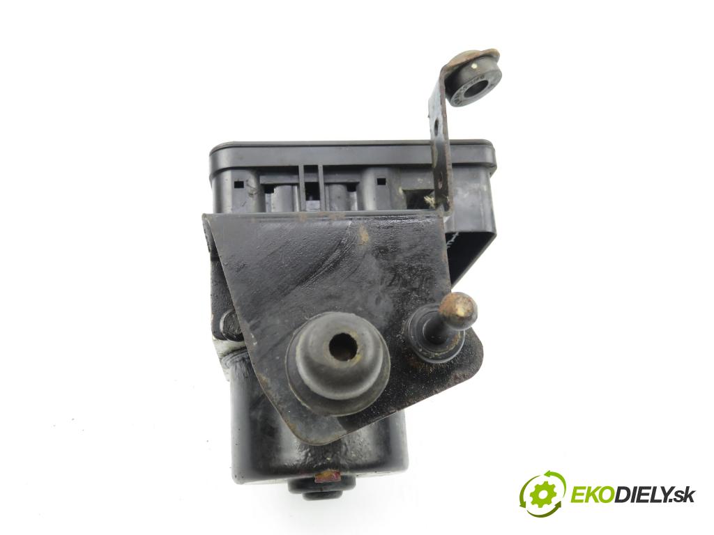 VW POLO (9N_) HB 2004 40,00 1.2 6V 54 - AWY 1198,00 Pumpa ABS 6Q0907379L ; 10096003323 ; 6Q0614117H (Pumpa ABS)