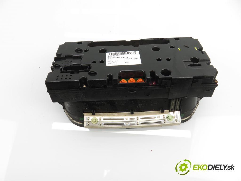 VW POLO (6N1) HB 1997 40,00 55 1.4 - AEX 1390,00 prístrojovka elektrický 88311235