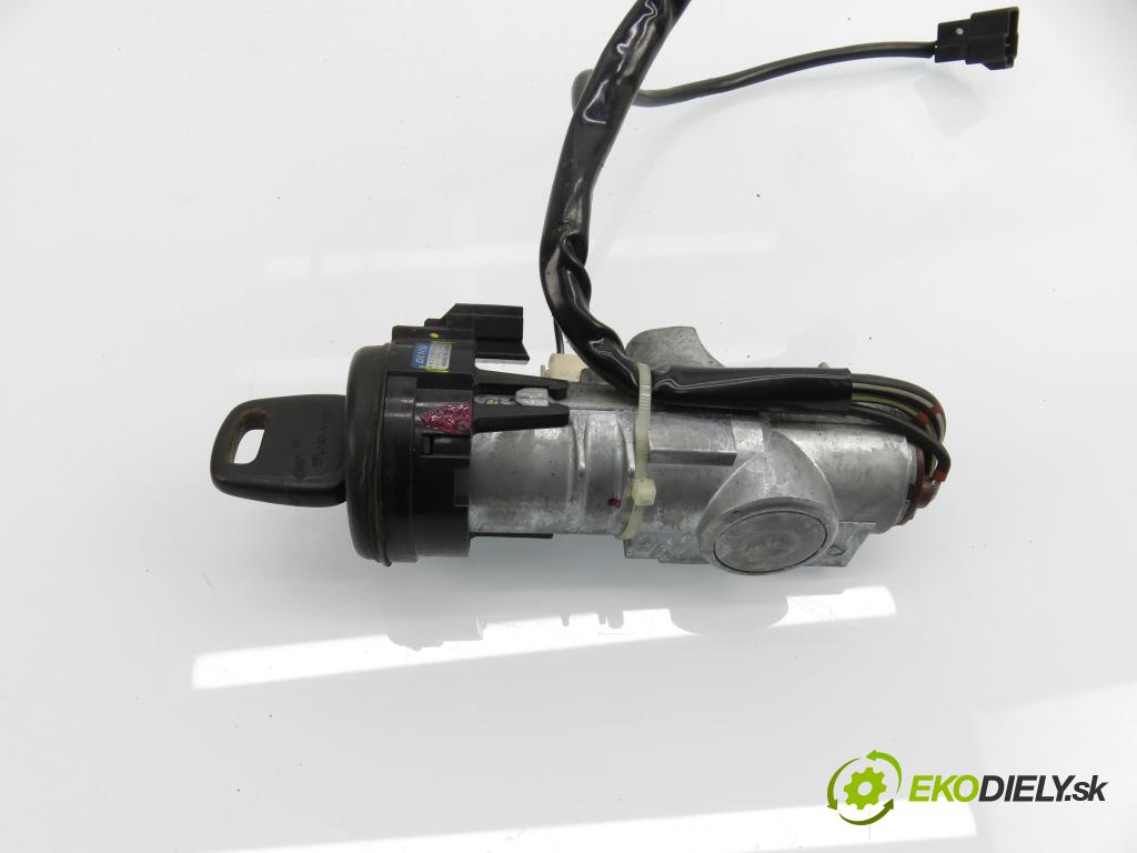 SUBARU FORESTER (SF_) KOMBI 1998 90,00 2.0 SOHC AWD 122 - EJ202 1994,00 spinačka 88213FC000 ; 0617500010 (Spínacia skrinka)