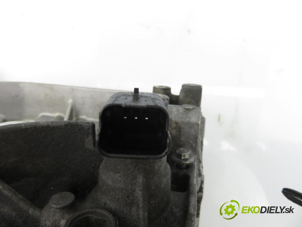 OPEL MOVANO B Skrzynia (X62) FURGON 2010 74,00 2.3 CDTI FWD - M9T 670 2298,00 hlava 8200519994 ; 8200908993
